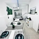 Studio, Great Location Apartament