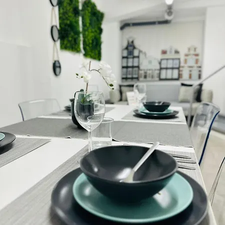 Studio, Great Location Apartament